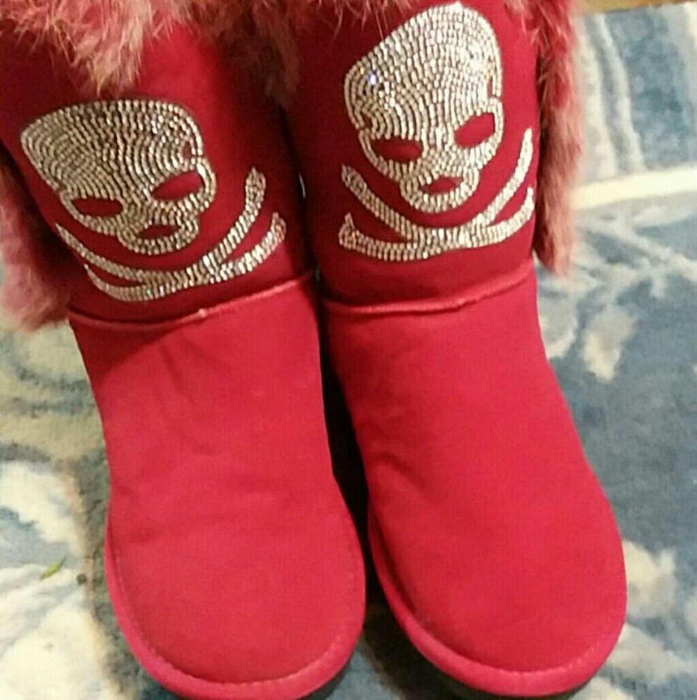 skull boots